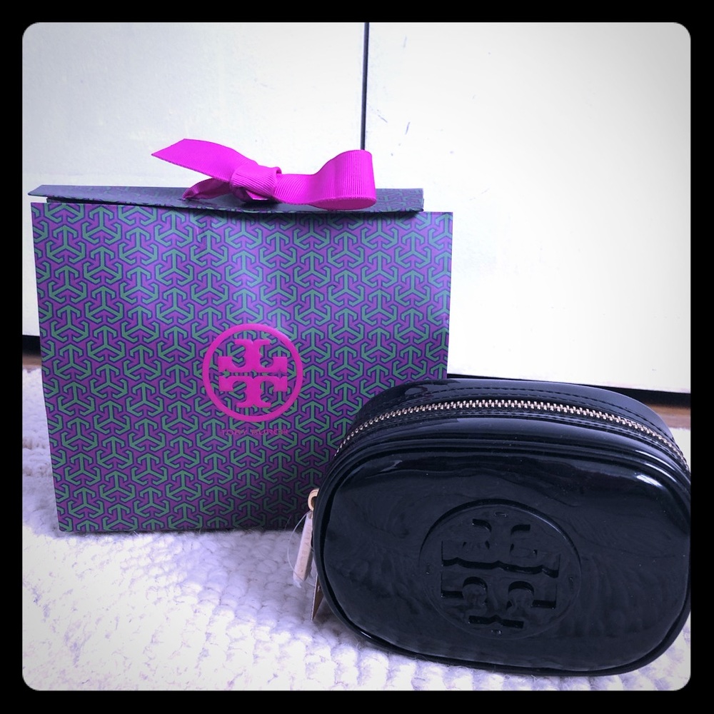 Tory Burch Black Patent Make Up Pouch / Travel Bag
